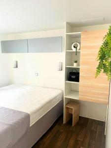 Campings Village de chalets et camping La Pierre de l'Aigle : photos des chambres