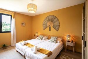 Appartements #53 St Paul Villa Swimpool AC Carpark BBQ for 8 Guest : photos des chambres