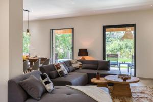 Appartements #53 St Paul Villa Swimpool AC Carpark BBQ for 8 Guest : photos des chambres