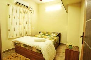 Mama Rose Homestay in Palikarnai