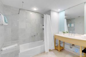 1BR Apartment with Ocean View