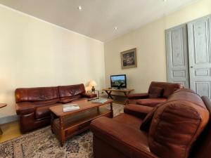 Appartements Spacieux-6 pers-bien equipe-quartier du chateau : photos des chambres