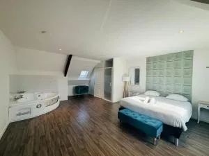 Charmant Studio 6 avec Jacuzzi à Quéven - Gestel