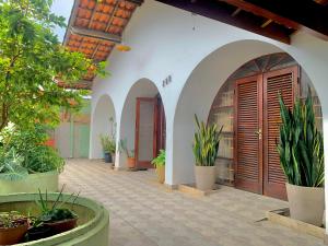 Casa Sol Ubatuba - Suítes no Centro de Ubatuba