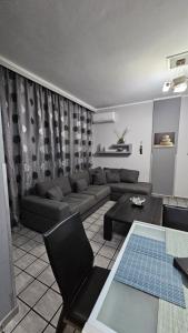 Manis Family Lake Home