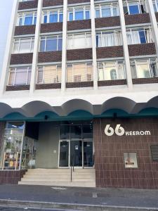 Charming Oasis in Town