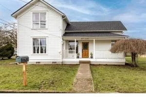 Viola's Farmhouse - Amity