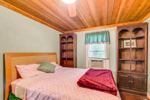 1 Mi to Boat Ramp Floral City Vacation Rental