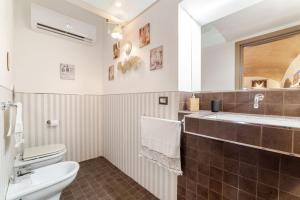 Open space letto Queensize con vista doccia