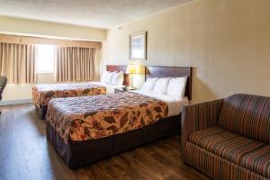 Deluxe Double Room room in Dominion Inn and Suites