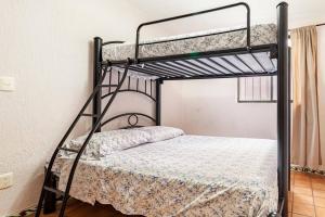 Casa de descanso con alberca en burgos Cuernavaca