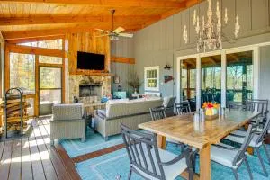Cork and Creek Cottage with Mtn and Pasture Views! - جاسبر