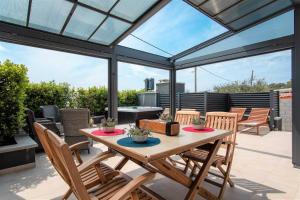 MY DALMATIA - Beach house Festini with private jacuzzi & sea view 