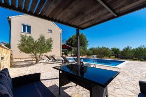 MY DALMATIA - Holiday home Maria with private swimming pool