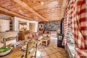 Chalet Les Champs Du Pont - LA GRANDE FERME 9 Pièces 15 pers. Appartement en chalet - 205m² MAE-6964