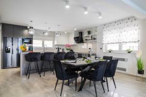 MY DALMATIA - Luxury villa Burra with private pool, jacuzzi and sports court