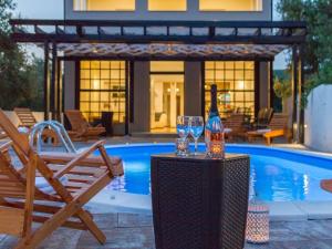 MY DALMATIA - Seaside villa Marin with private heated pool