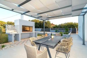 MY DALMATIA - Luxury villa Tala with amazing sea view, private heated pool and sauna