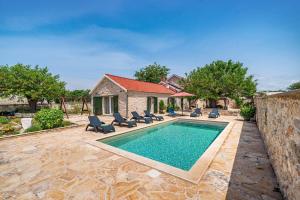 MY DALMATIA - Authentic villa Zvonko with private swimming pool