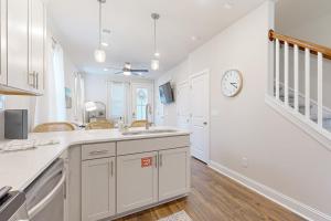 Mini Manor off Meeting