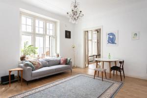 Central 2 Bedroom 2 Full Bathroom Executive Suite