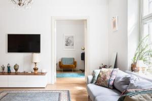 Central 2 Bedroom 2 Full Bathroom Executive Suite