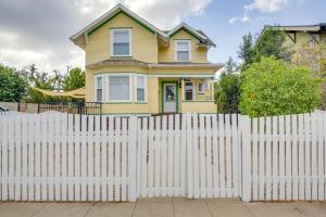 Steps to Balboa Park Sunny Historic Apartment