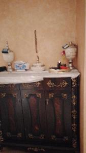 émeraude house family