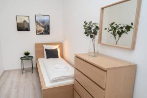 Very central extra large brand new AirCon apartment