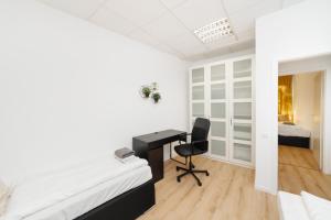 BIG 7RMS City Central Loft, 1ALocation
