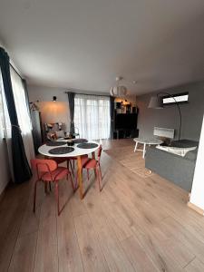 Coastal Family House