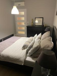 Warsaw City Center Apartment - with Free Parking