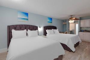 Ocean and Sound Views at Shoreline Escape!