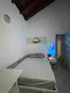 Quarto beira mar - tombo - guarujá