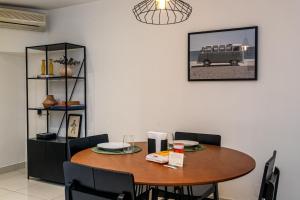 Apartamento Moderno a 300 m da Praia do Leblon