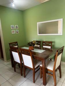 Apartamento espaçoso, a 300m da Praia do Forte