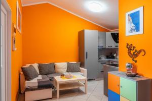 Apartments with parking space Vir - 23590