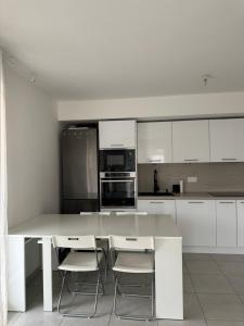 Appartements Superbe Appartement - Near Paris : photos des chambres