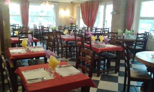 Hotels Hotel-Restaurant Le Rouffillac : photos des chambres