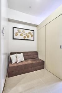 Serene Staycation Beside SM Southmall