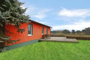 Ferienhaus mit großer Terrasse am Garder See - Dobbin