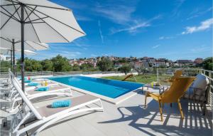 Beautiful Home In Seget Vranjica 