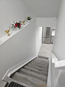 Contemporary Two Bedroom Basement Suite