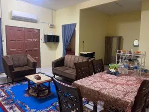 Moksu Timah Homestay - Kampong Kok Lanas