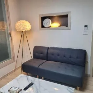 Incheon Sungeuidong happy stay for 10 pax - Songnim-dong