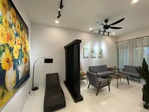 Cozy House 3Room8Pax`````LUNAS - Kampong Ayer Hitam