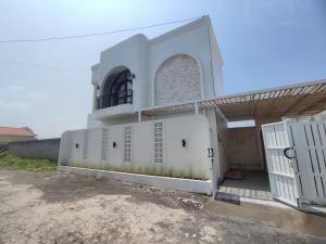 Mandapa Villa Kedungu by ABM