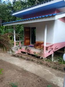 Pineapple gardens - Ban Khlong Mat