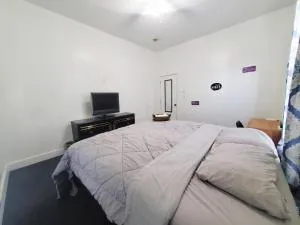 Private Room Near to Downtown Churchill Downs UofL Airport &Kentucky Expo Center - 谢泼兹维尔