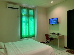 Hotel O Penginapan Fauziah Syariah Near Mesjid Taqwa Mamminasae